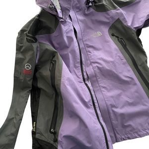North Face Summit Series GoreTex jacket with zip out inner liner.
